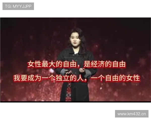 刷到张家齐的私服照我沉默了，我还在分期付鞋他已经换好几双